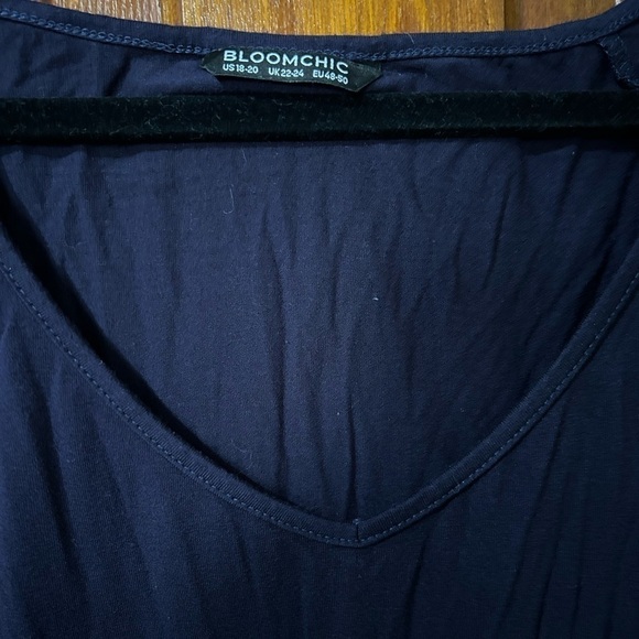 18-20 - BloomChic Cold Shoulder Top - Picture 4 of 6